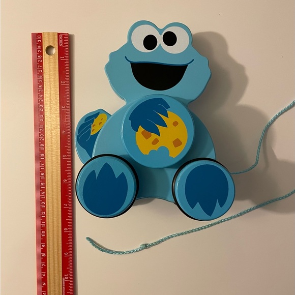 Cookie Monster Infant Pull Toy - Picture 7 of 7